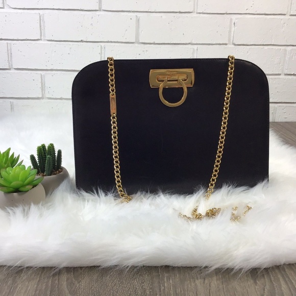 Salvatore Ferragamo Handbags - Salvatore Ferragamo | Black Leather Bag #P21 0587